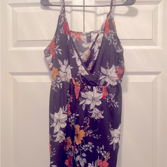 FLORAL ROMPER - Picture 3 of 3